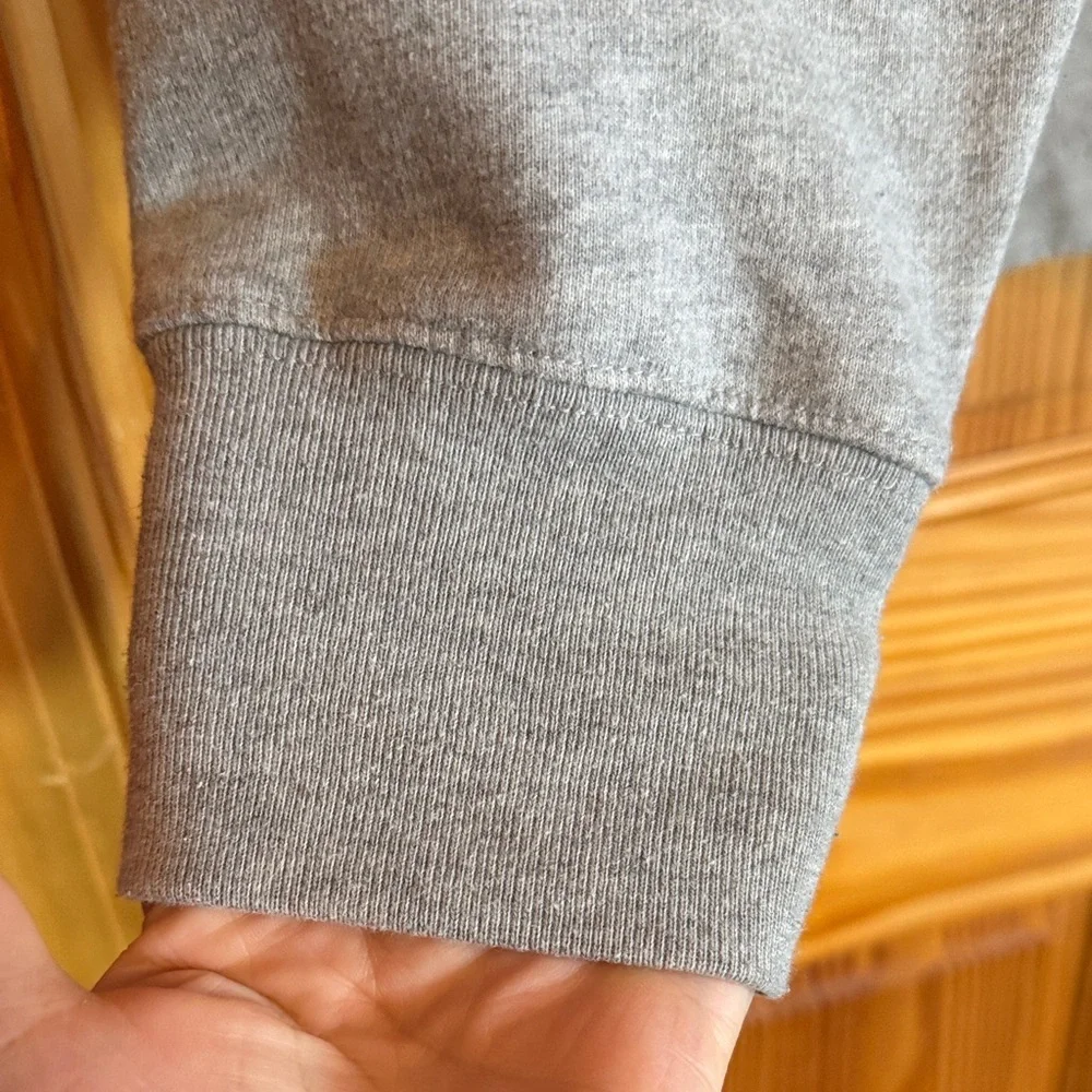 J. Crew Heathered Gray Authentic Fleece Men’s Medium